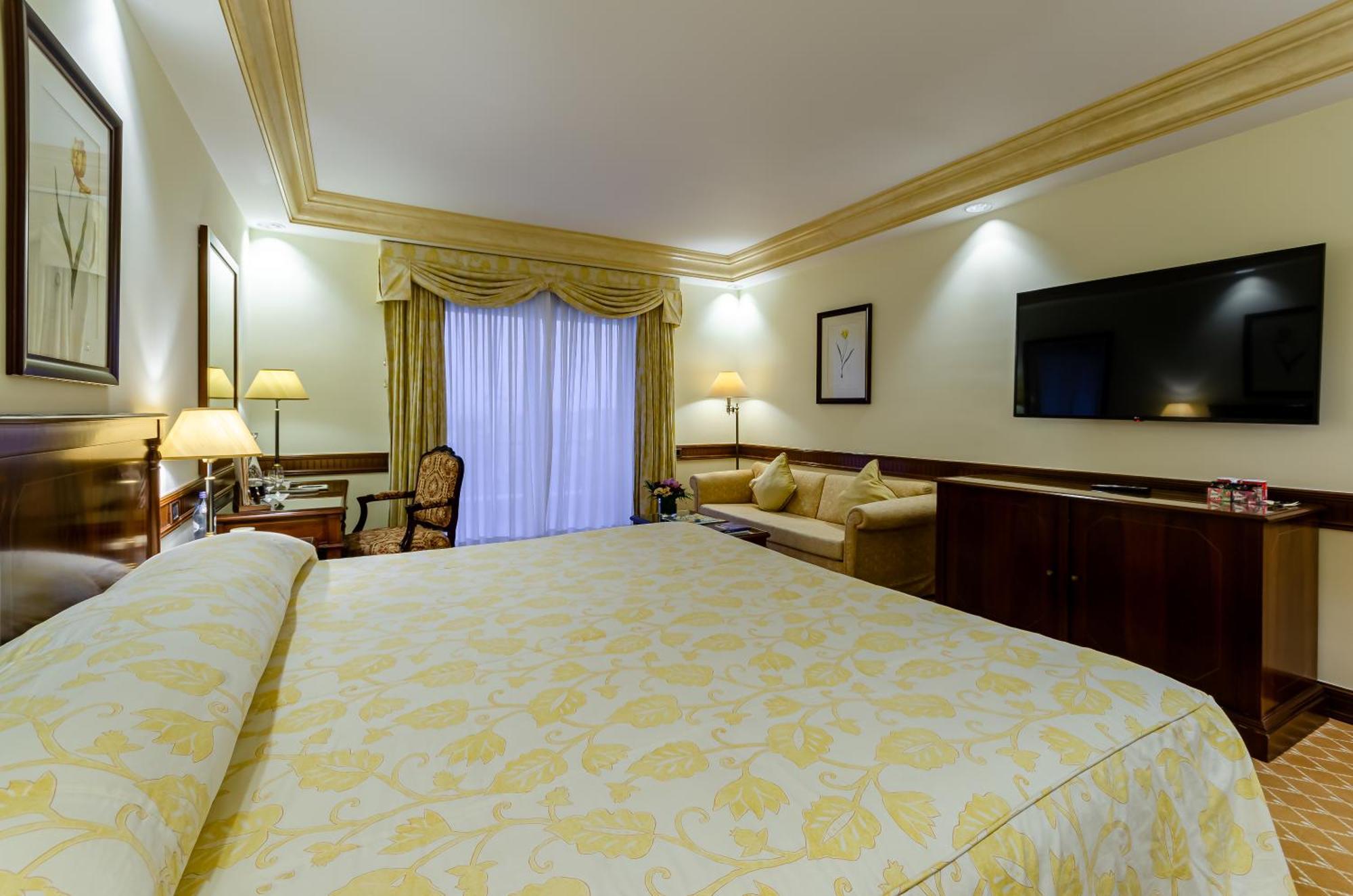 ליסבון Olissippo Lapa Palace - The Leading Hotels Of The World מראה חיצוני תמונה