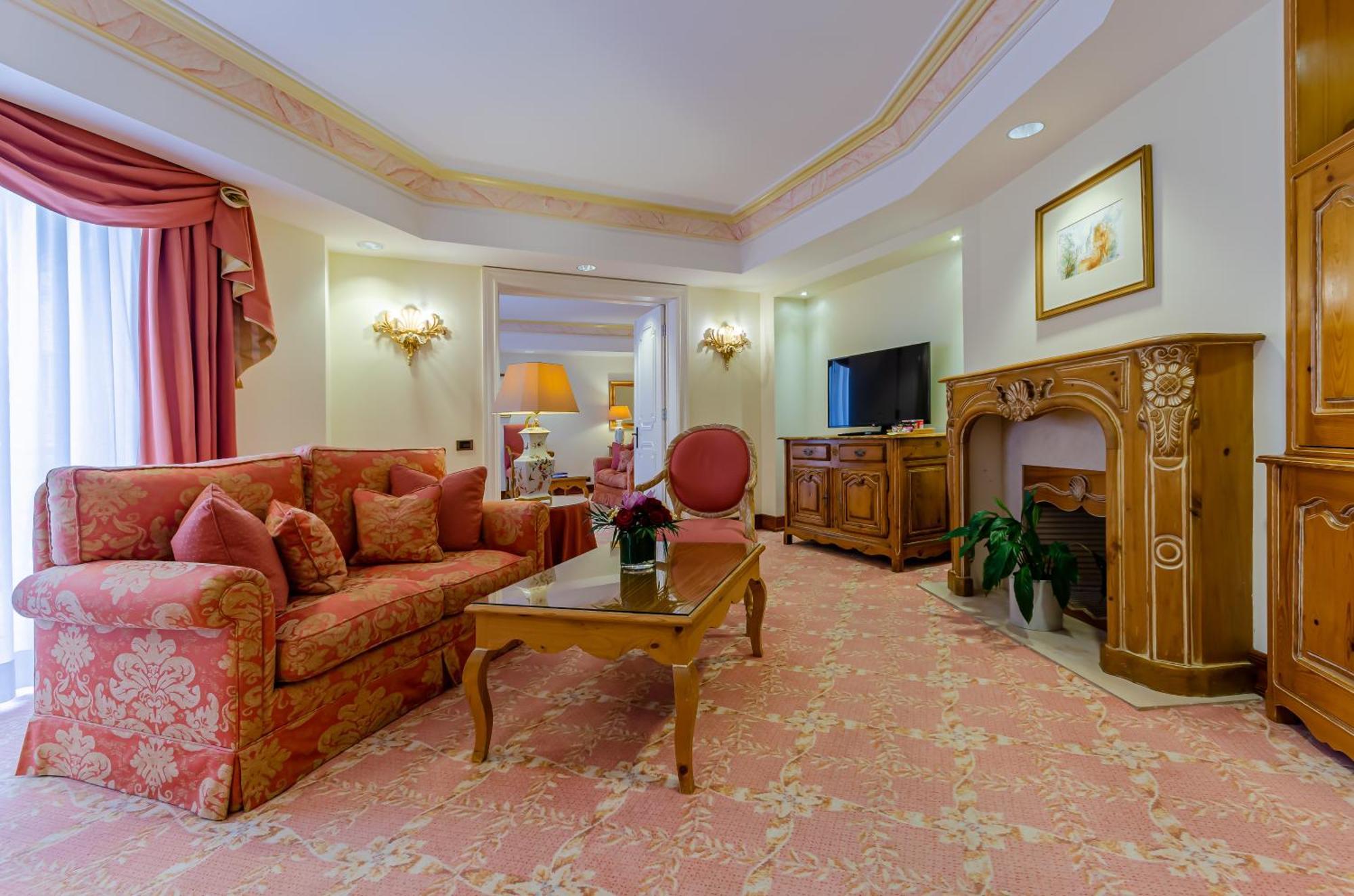 ליסבון Olissippo Lapa Palace - The Leading Hotels Of The World מראה חיצוני תמונה