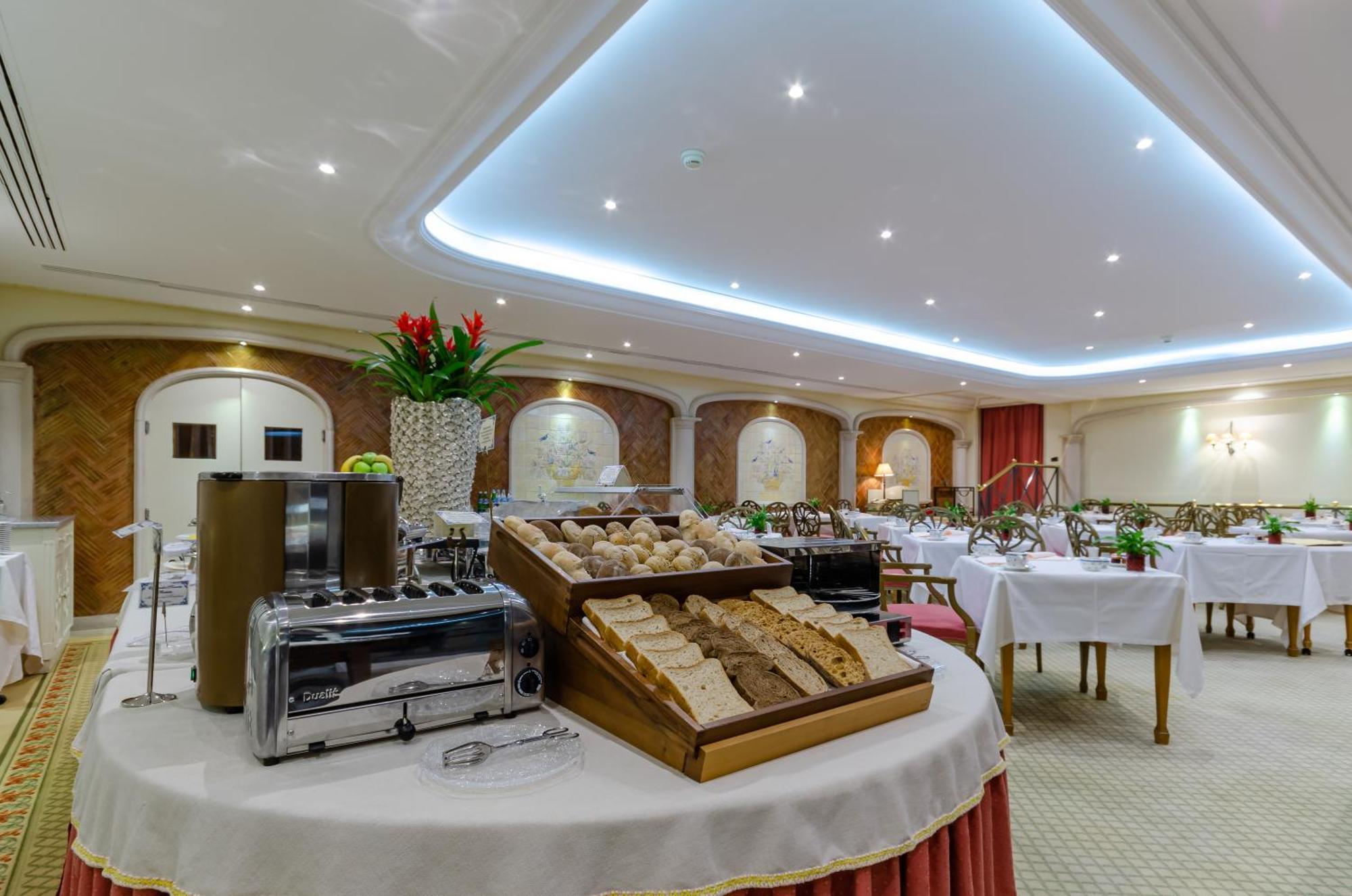 ליסבון Olissippo Lapa Palace - The Leading Hotels Of The World מראה חיצוני תמונה